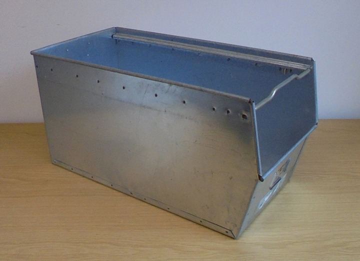 USED VB8 Galvanised Vista Bin 610 x 305 x 305mm