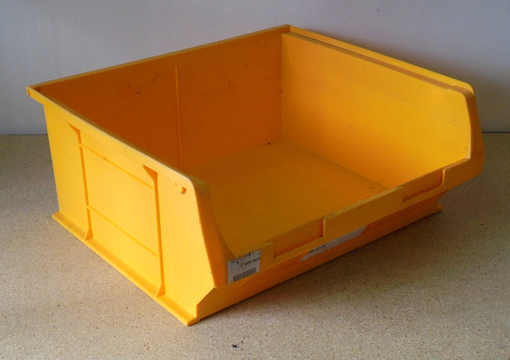 20x Used Size 6 Yellow Storage Bin 375x420x182mm H