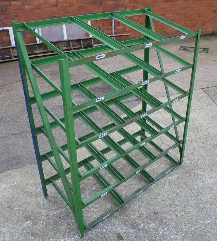 Tote Pan Rack, clean used 18 Pan capacity